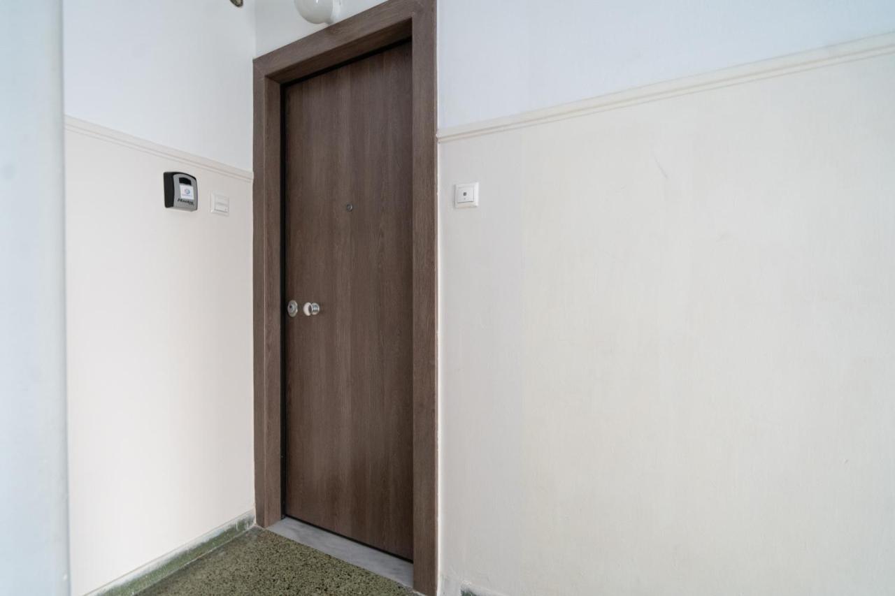 Apartamento Athens Experience In Exarchia, Big Terrace Exterior foto